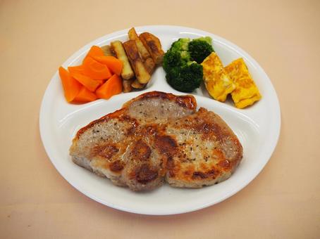 Photo, thick slice, pork steak, garnish, 