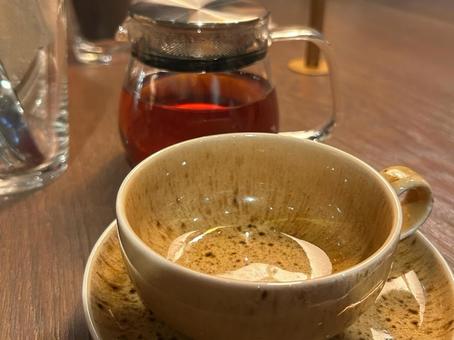 Hot tea and cup in cafe, Tokyo, JPG Hot tea and cup in cafe, Tokyo, JPG