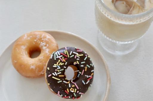 Donut snack time, JPG