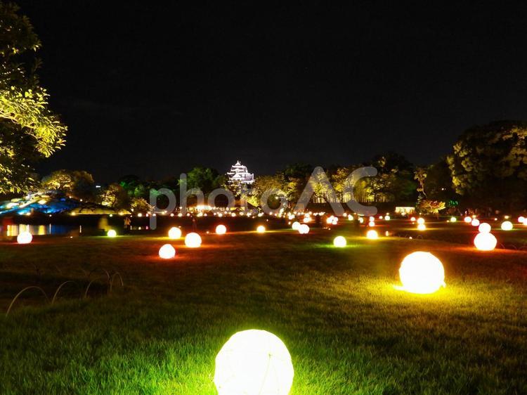 ライトアップした岡山後楽園〜岡山城を臨む 後楽園,庭園,夏の幻想庭園の写真素材