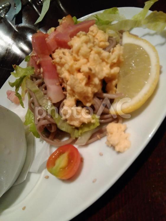 イタリアン前菜　おそばと卵 イタリアン,前菜,おそばの写真素材