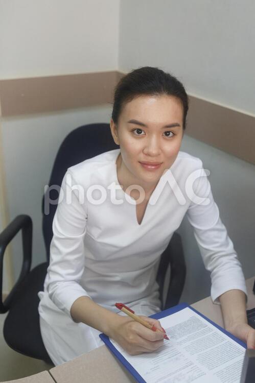 歯科の受付の女性10 歯医者,受付,女性の写真素材