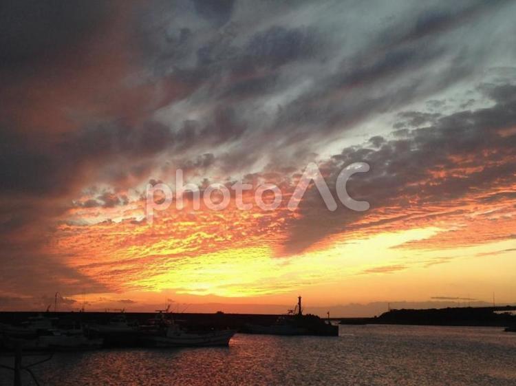 染まる空 空,旅,燃えるの写真素材