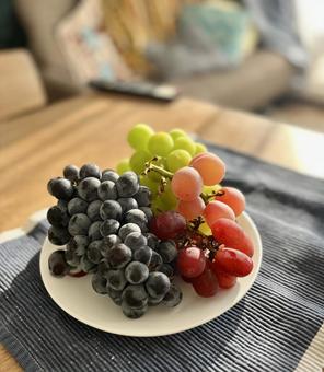 ぶどうの盛り合わせ8 ぶどうの盛り合わせ8の写真