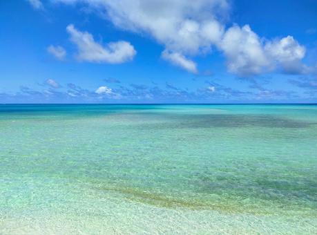 美しい遠浅の海 美しい遠浅の海の写真