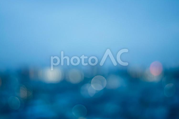 夜の街の光（ボケた光） 光,夜,ピンぼけの写真素材