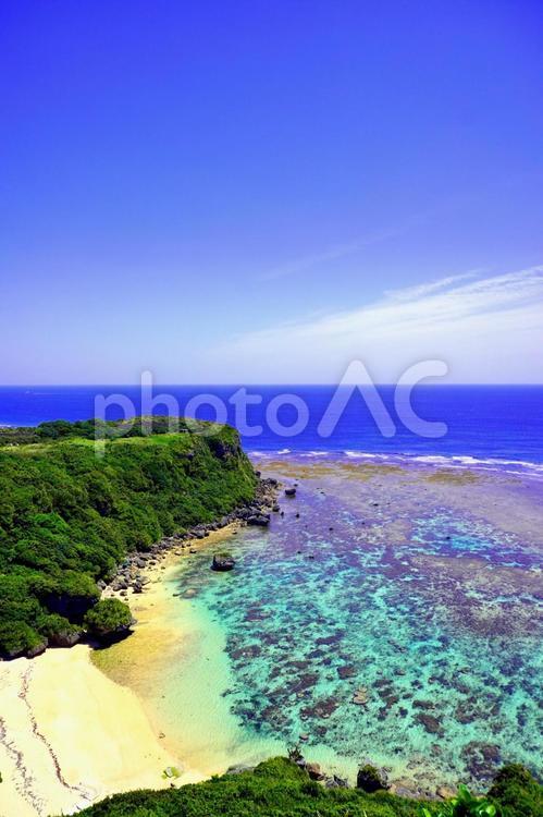 果報バンタにて（沖縄県） 沖縄,旅行,観光の写真素材