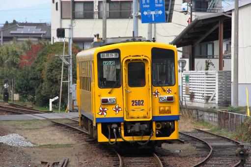 島原鉄道、軽快気動車2502号 島原鉄道、軽快気動車2502号の写真