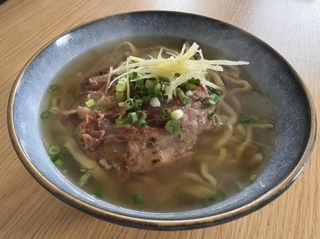 ソーキそば(沖縄そば) ソーキそば(沖縄そば)の写真