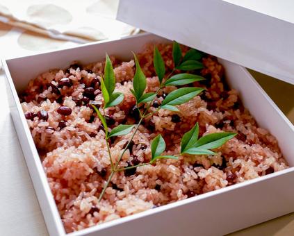 赤飯の折詰 お祝い料理 赤飯の折詰 お祝い料理の写真