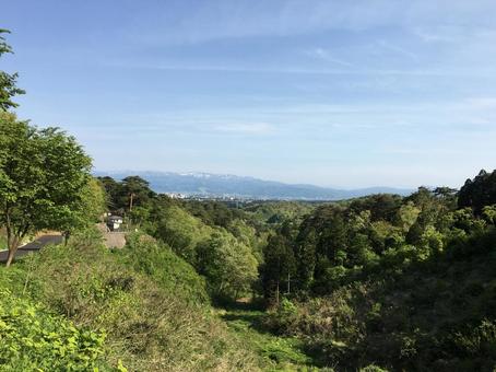 春日山城からの眺め 春日山城からの眺めの写真