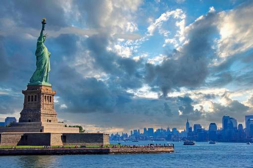 New York-Statue of Liberty and Clouds 2, JPG New York-Statue of Liberty and Clouds 2, new york, the statue of liberty, sky, JPG