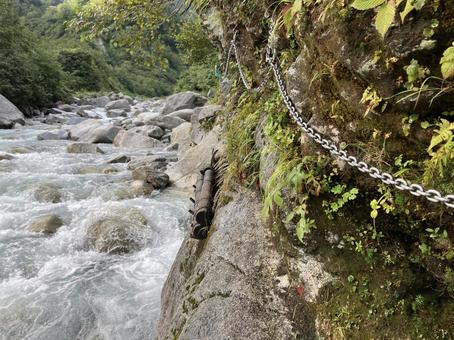 池の平へ向かう途中の道 池の平,北アルプス,難所の写真素材