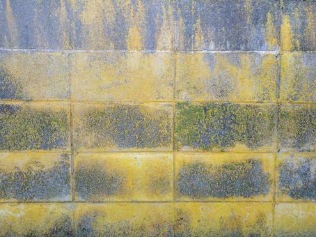 花粉で汚れたブロック ブロック,塀,花粉の写真素材