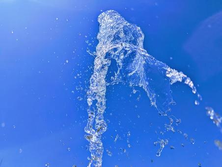 水しぶきと青空9 水しぶきと青空9 水しぶき,青空,放水の写真素材