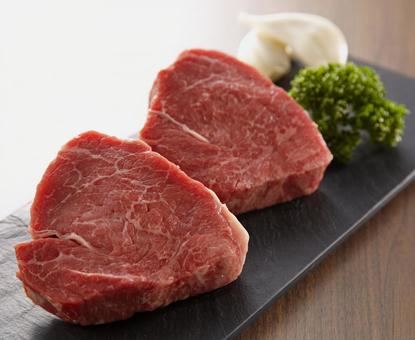 和牛モモ肉ステーキ用 和牛モモ肉ステーキ用 牛肉,和牛,モモ肉の写真素材