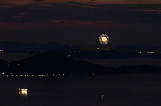 Afterglow and fireworks in the Setouchi, JPG