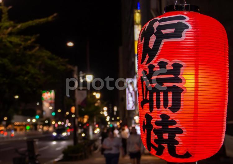  炉端焼の赤ちょうちん 炉端焼き,赤ちょうちん,提灯の写真素材