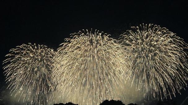 A field of fireworks, JPG A field of fireworks, JPG