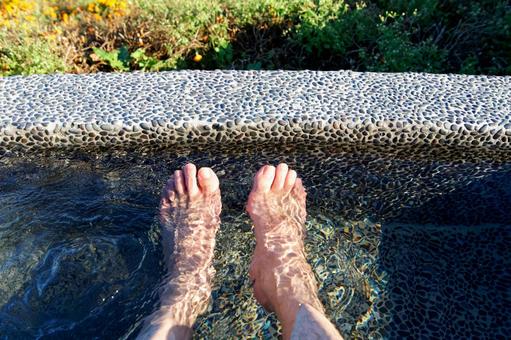 足湯１ 足湯,温泉,足の写真素材