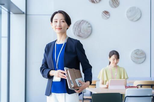 オフィスで働くビジネスウーマン ビジネス,ビジネスウーマン,女性の写真素材