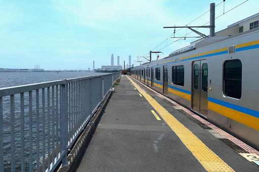 JR鶴見線・海芝浦支線 海芝浦駅 横浜市 JR鶴見線・海芝浦支線 海芝浦駅 横浜市 海芝浦駅,jr,鶴見線の写真素材