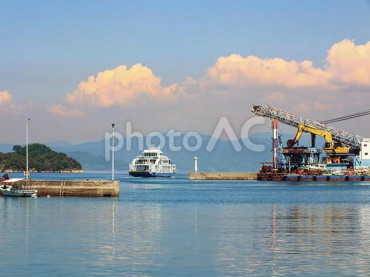 大崎上島の景色　No6 大崎上島,大西港,フェリーの写真素材