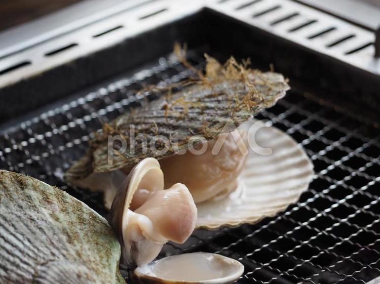 海鮮焼き ホタテ,ハマグリ,海鮮焼きの写真素材