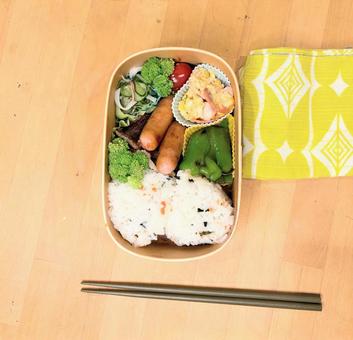 夏野菜わっぱ弁当 夏野菜わっぱ弁当 お弁当,手作り,おにぎりの写真素材