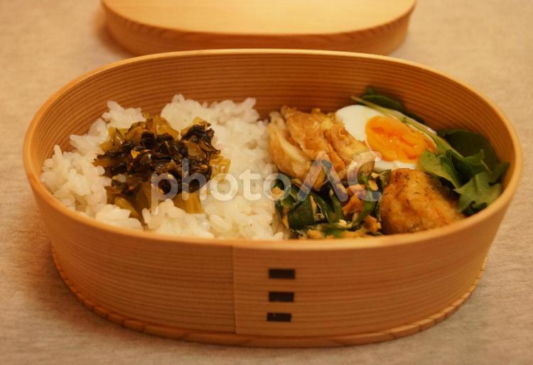 曲げわっぱのお弁当 曲げわっぱ,弁当箱,弁当の写真素材