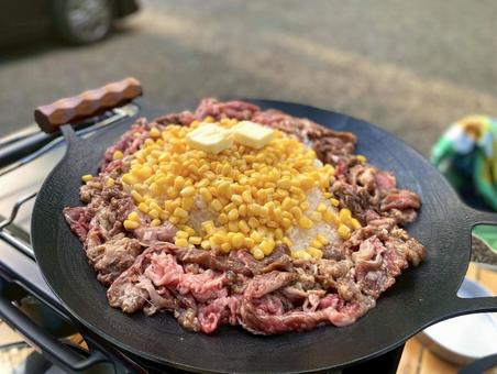 キャンプ飯 夏,キャンプ,マルチグリドルの写真素材