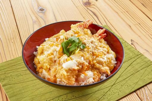 卵とじ天丼 卵とじ天丼 卵とじ天丼,天玉丼,丼の写真素材
