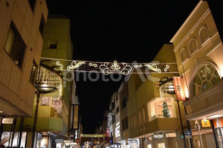 元町商店街のイルミネーション 12月,イベント,イルミネーションの写真素材