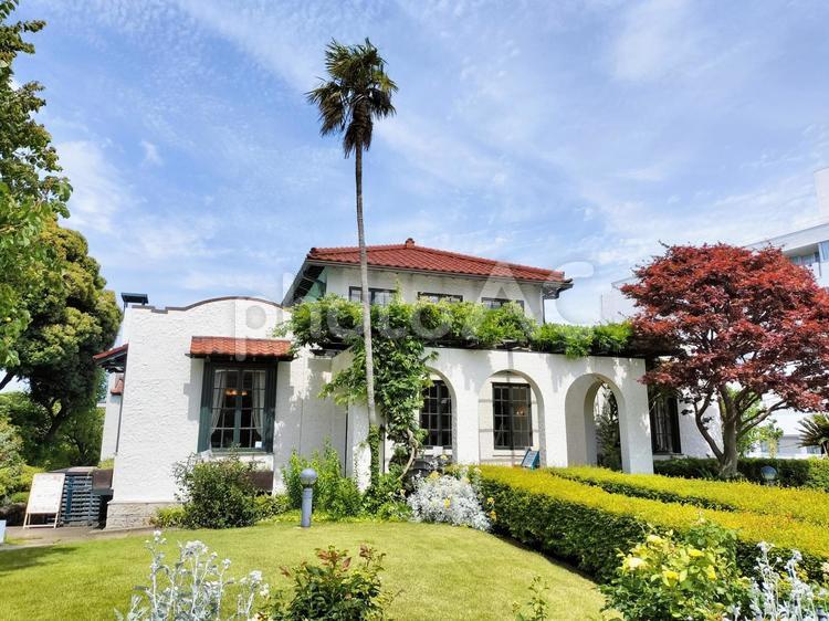 山手111番館　表通り左側から見る 山手111番館,旧ラフィン邸,横浜山手西洋館の写真素材