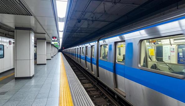 地下鉄の駅 地下鉄の駅の写真