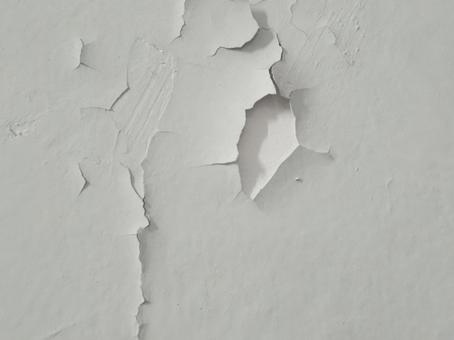 塗装が剥がれた壁面 塗装,剥がれた壁面,経年劣化の写真素材