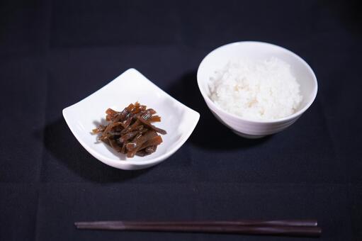 きゃらぶき（蕗の佃煮）とご飯とお箸 きゃらぶき,蕗,佃煮の写真素材