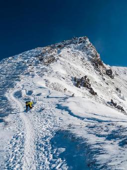 冬の東天狗岳 八ヶ岳,厳冬期,雪の写真素材