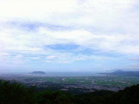 遠くに見える函館山と丸山 遠くに見える函館山と丸山 函館山,函館,風景の写真素材