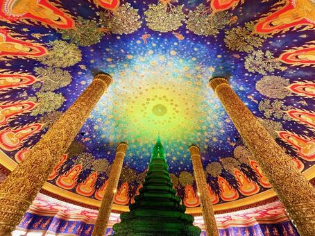 ワットパクナムの天井画 ワット・パクナム,ガラス塔,マハーラチャモンコン大仏塔の写真素材