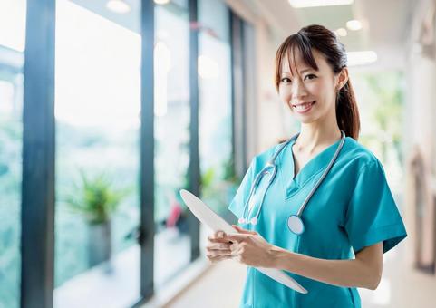 女性看護師04の写真