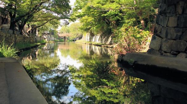 白雲橋たもとから望む八幡堀 白雲橋たもとから望む八幡堀 八幡堀,初秋,白雲橋の写真素材