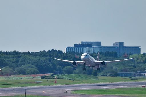 Photo, narita airport, a slippery walk, airplane, 