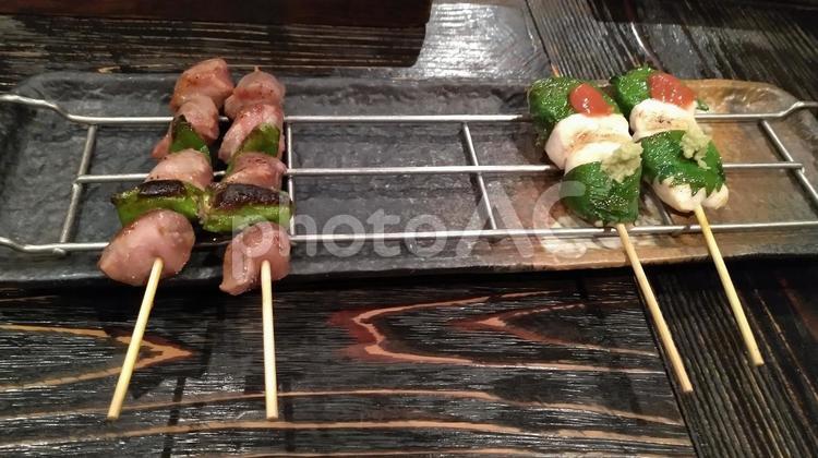 焼き鳥のササミと砂ずり 居酒屋,焼き鳥,ディナーの写真素材