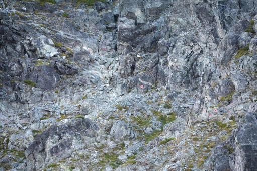 剱岳・早月尾根の山頂直下の岩稜帯 剱岳・早月尾根の山頂直下の岩稜帯の写真