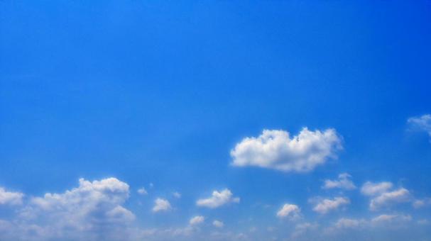 夏の青空 夏の青空の写真