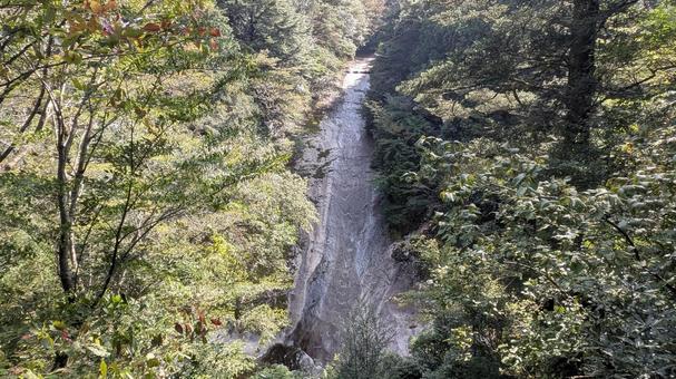 滑床渓谷の雪輪の滝 滝,雪輪の滝,滑床の写真素材