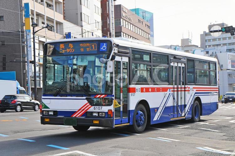 三菱ふそう　エアロスター　長崎 バス,路線バス,クルマの写真素材