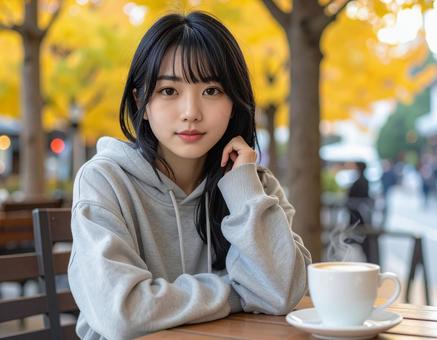 秋のテラス席で休憩 秋のテラス席で休憩の写真