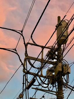夕暮れと電柱 夕暮れと電柱の写真